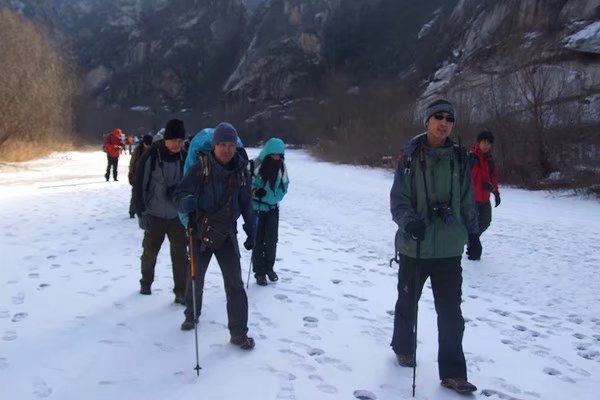 美景、佳人、热汤面——白河踏冰徒步游记
